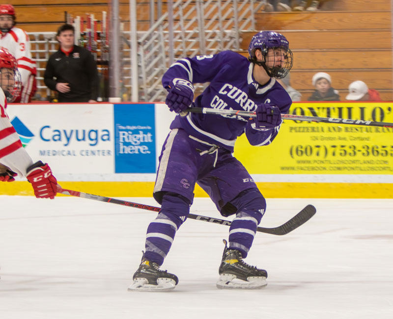 Men’s Hockey Celebrates Teddy Bear Toss with Win